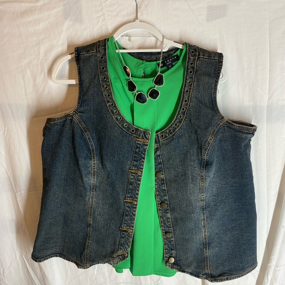 Denim 24/7 Jackets & Blazers - Denim Vest size 20w by Denim 24/7